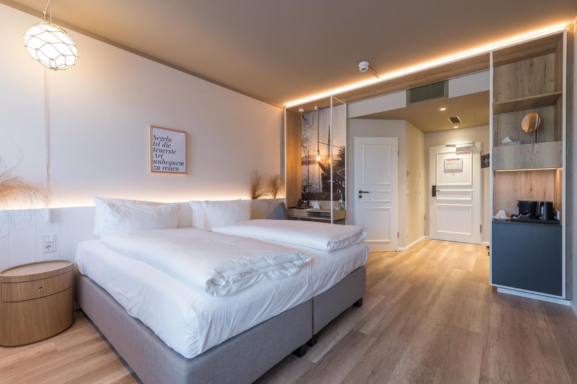 Hafenhotel Zu Putbus Eksteriør bilde
