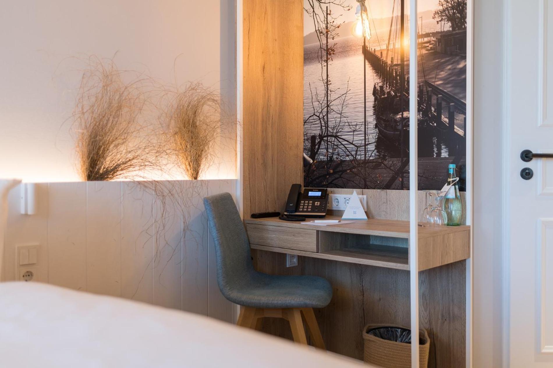 Hafenhotel Zu Putbus Eksteriør bilde