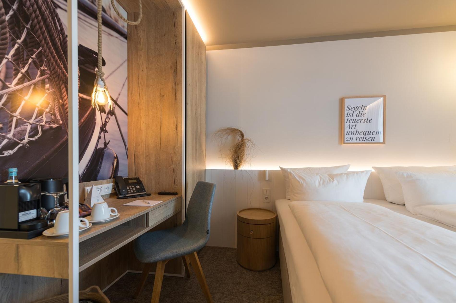 Hafenhotel Zu Putbus Eksteriør bilde